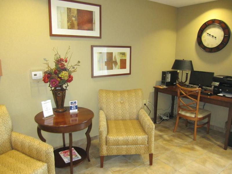 Candlewood Suites Elmira Horseheads By Ihg Екстер'єр фото