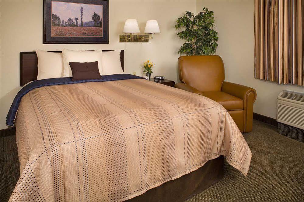 Candlewood Suites Elmira Horseheads By Ihg Екстер'єр фото